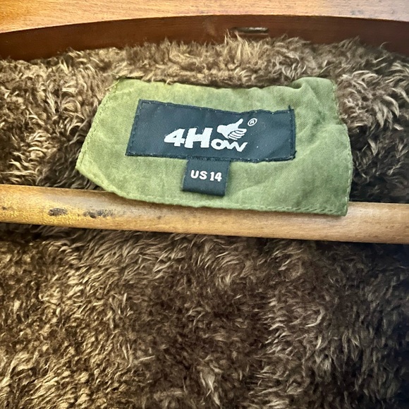 4How Olive green warm hooded Winter Parker - Picture 3 of 4